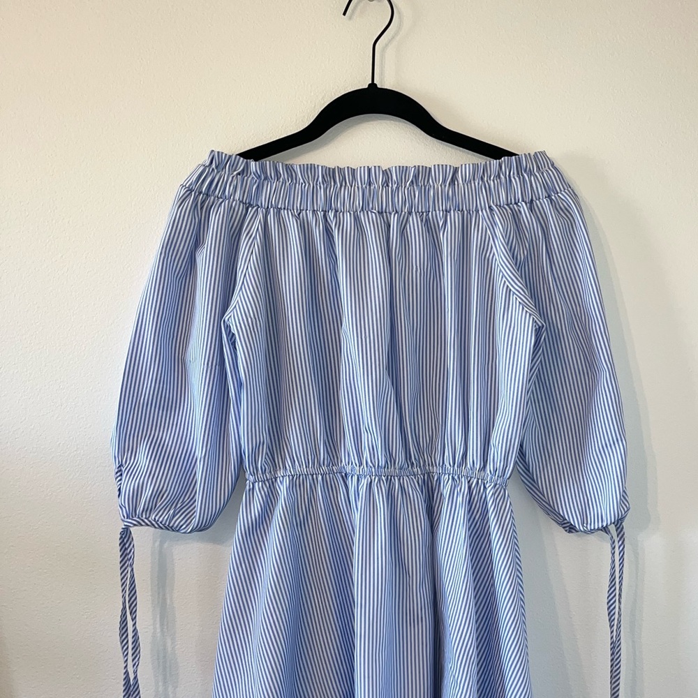 Justify Dress Small